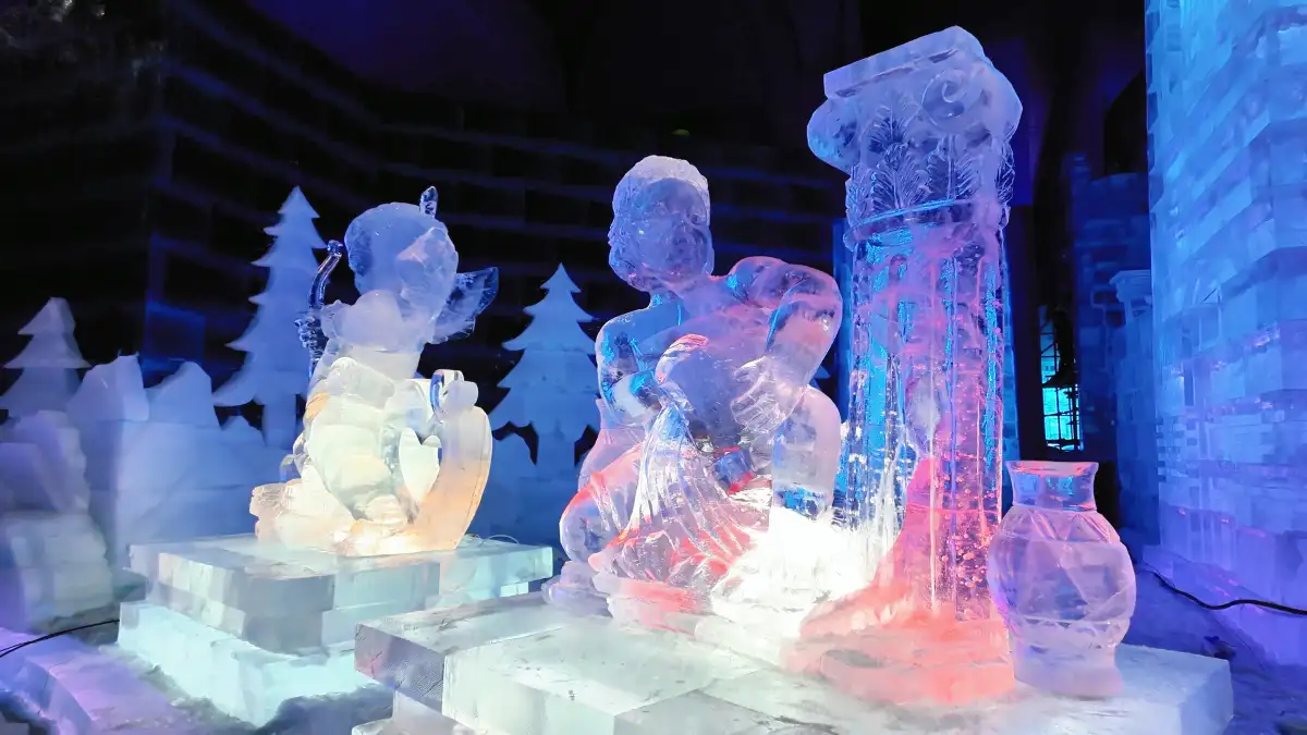 Ice and Snow Fantasy Palace
