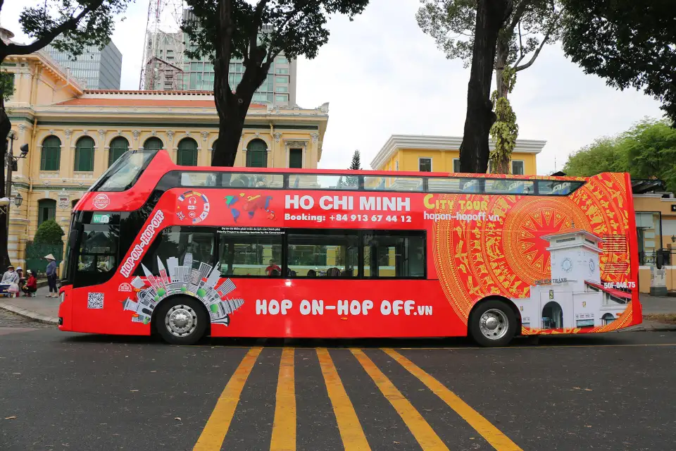 2_Ho Chi Minh City Hop-on Hop-off Bus