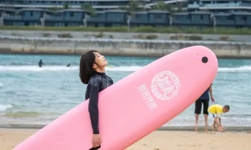 GO SURF CLUB（Riyue Bay）