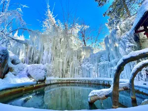 Changbai Mountain Julong Volcono Hot Spring