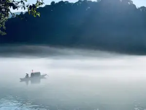 Xiaodong River