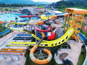 Cool Tower Water World