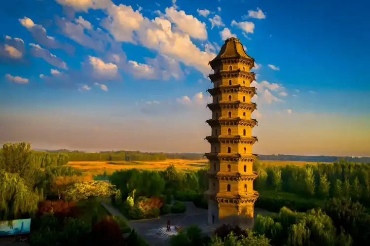 Linqing