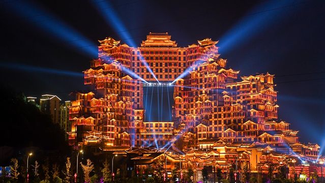 Night Tour of the Seventy-Two Wonders