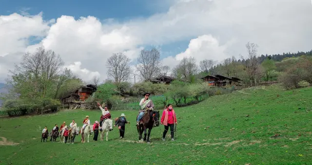 Aba Horseback Riding Experience