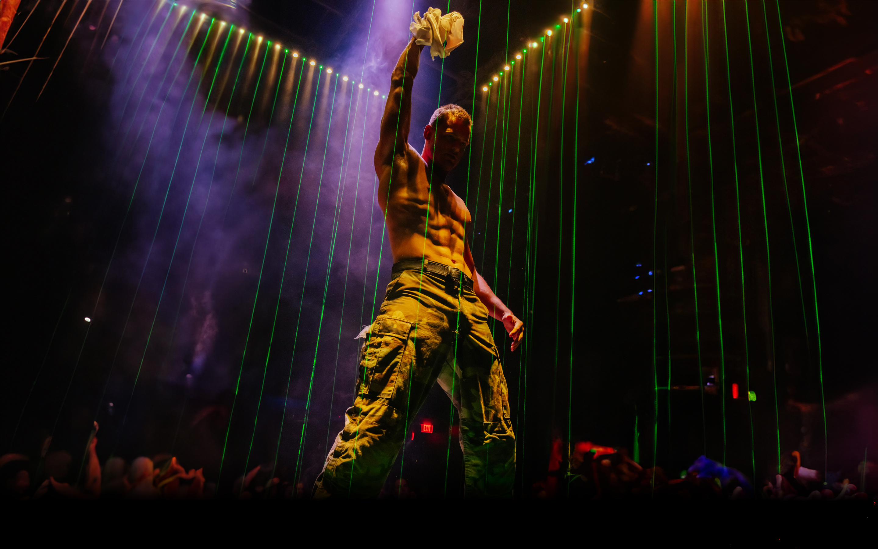 Australia's Thunder From Down Under | Las Vegas
