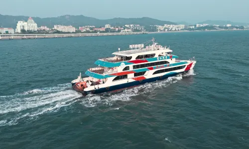 海上看金門