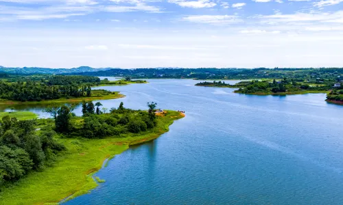 Renshou Black Dragon Lake