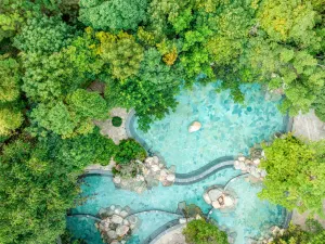 Huquan Banshan Hot Springs