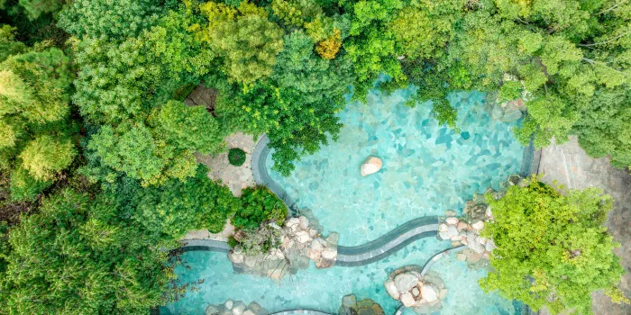 Huquan Banshan Hot Springs image 2