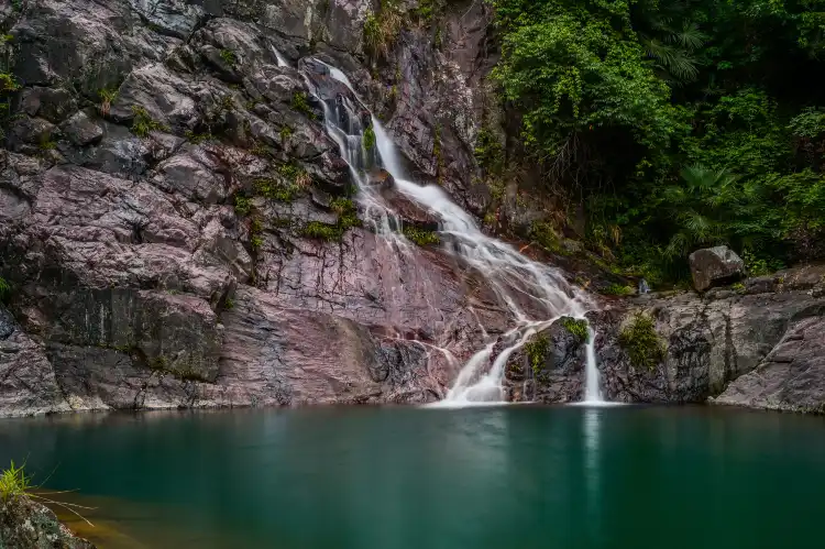 Hotels near Danshanchishui Scenic Resoprt