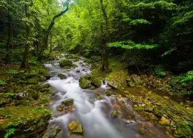 Yulian Waterfall