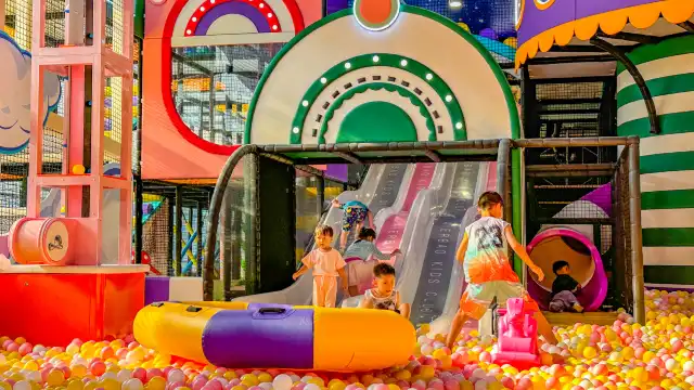 Hotels near Agricultural Dream Kingdom