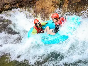 Longjing Gorge Drifting