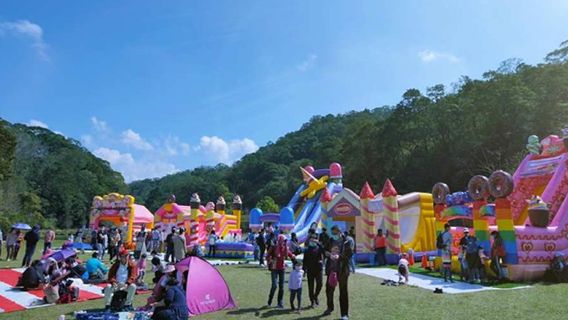 West Lake Resortopia