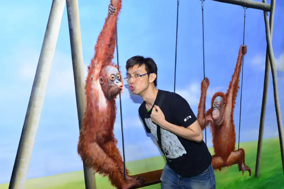 3_Illusion 3D Art Museum