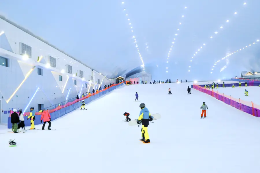 雪極星城市滑雪中心