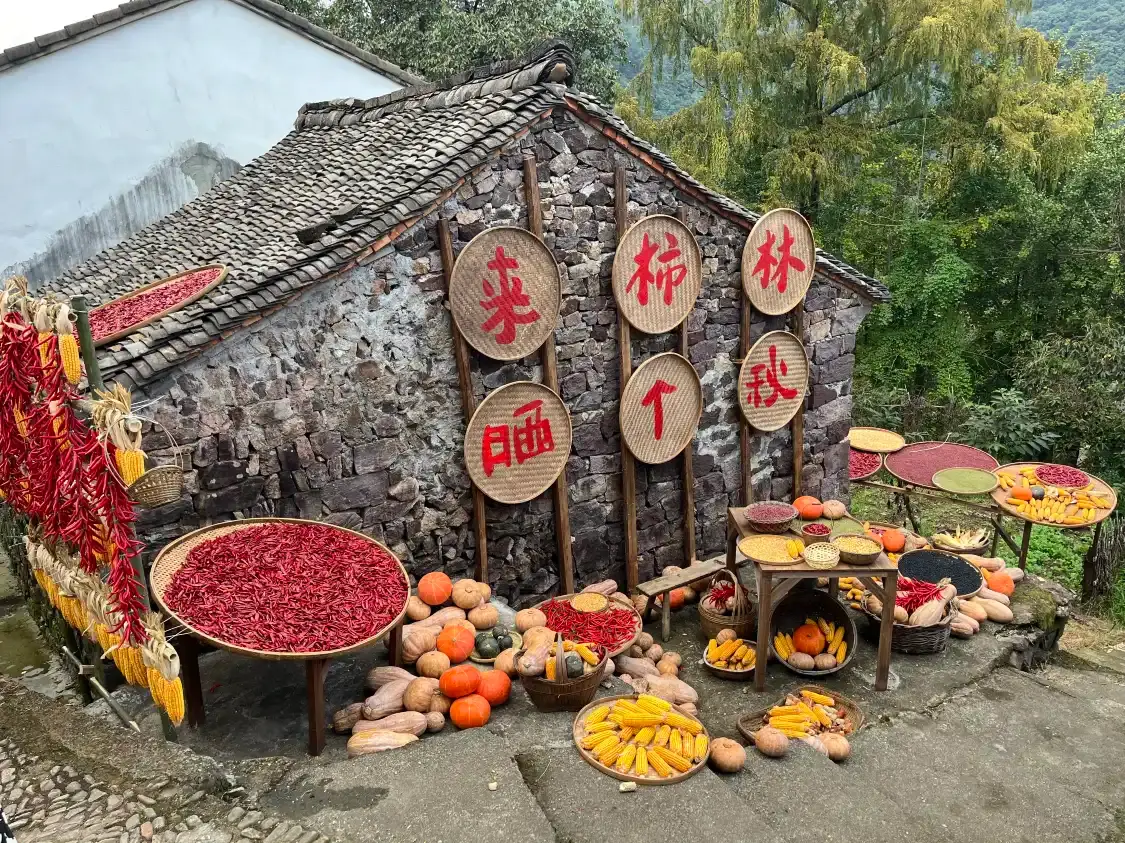 Hotel in zona Red Mountains and Waters