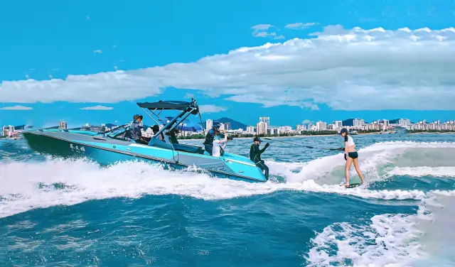 Wakesurfing in Wanning