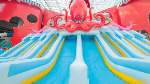 Shibei Bay Kids' Fun Park attraction in Dalian