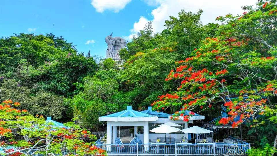 5_Luhuitou Scenic Area