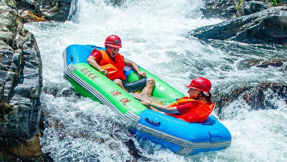 通道龍底河漂流