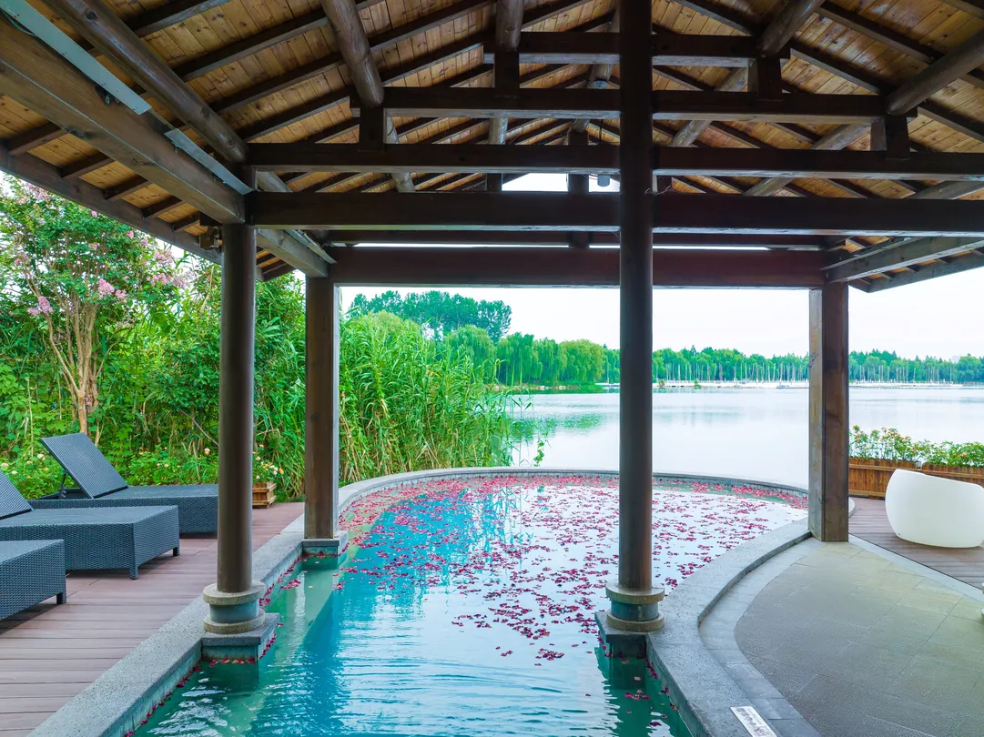 5_Huzhou Moon Hot Spring