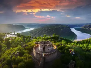 Yonghe Yellow River Qiankun Bay Scenic Area