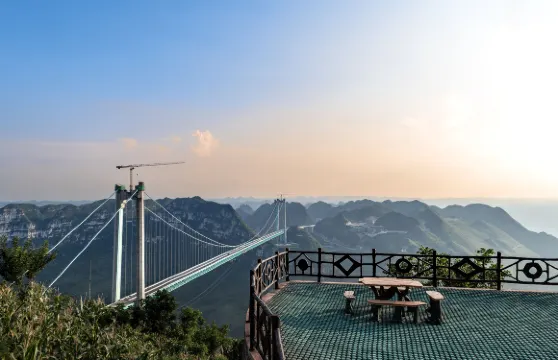 花江峽谷大橋橋旅融合服務區橋塔觀光(二層)成人