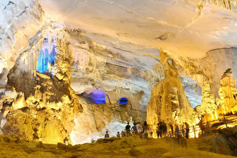 Phong Nha Caves