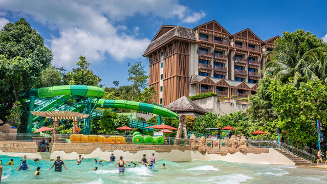 Adventure Cove Waterpark