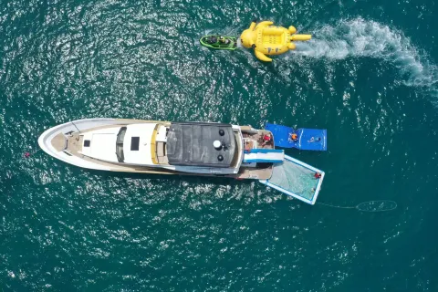 Shimei Bay Jiajing Island Ziyou Lu Yacht ClubShimei Bay Jiajing Island Ziyou Lu Yacht Club