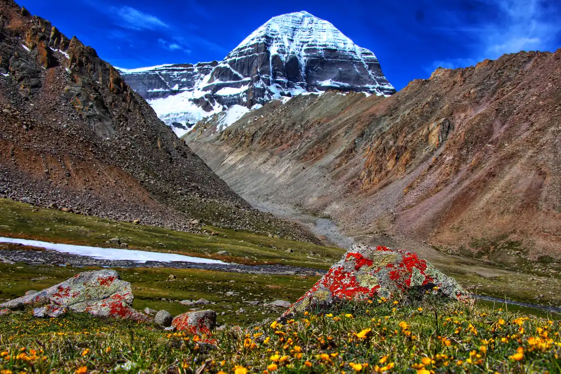 Hotels near Kangrinpoche