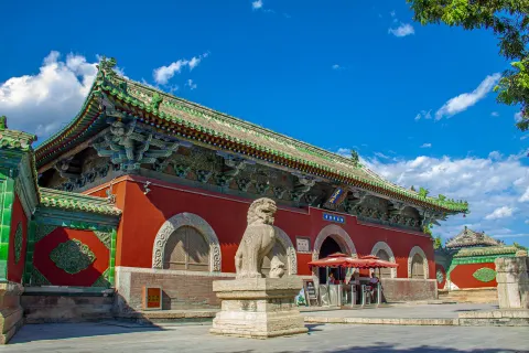 隆興寺