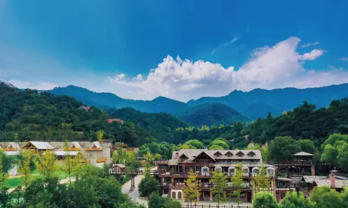 Jiuru Mountain Waterfalls Scenic Area
