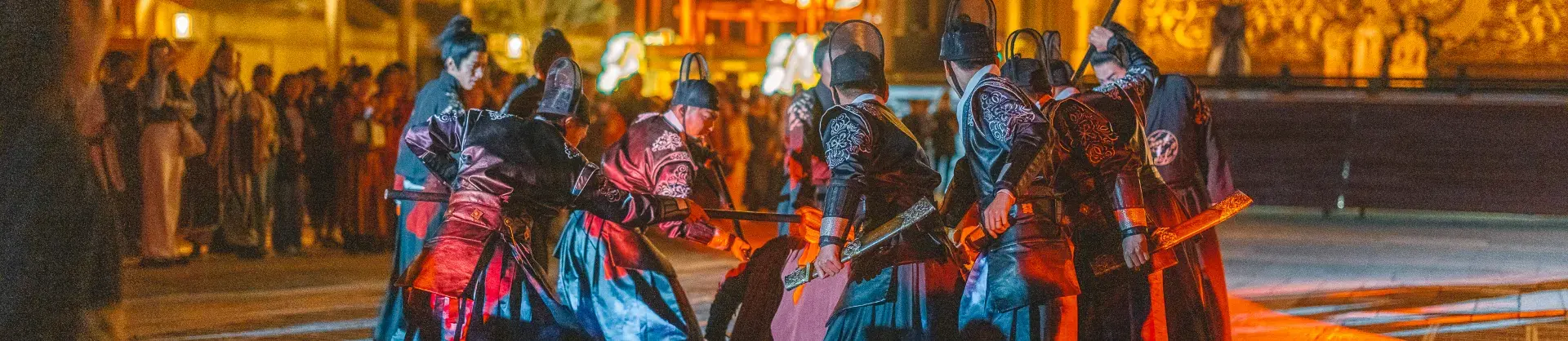 밤의 인기 장면