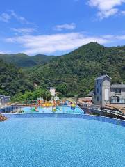 玥泉谷山水樂園