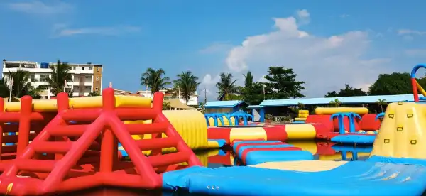Hotels in Morong