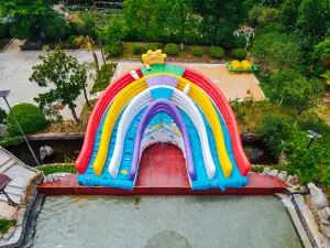 Jianmenguan International Hot Spring Hotel
