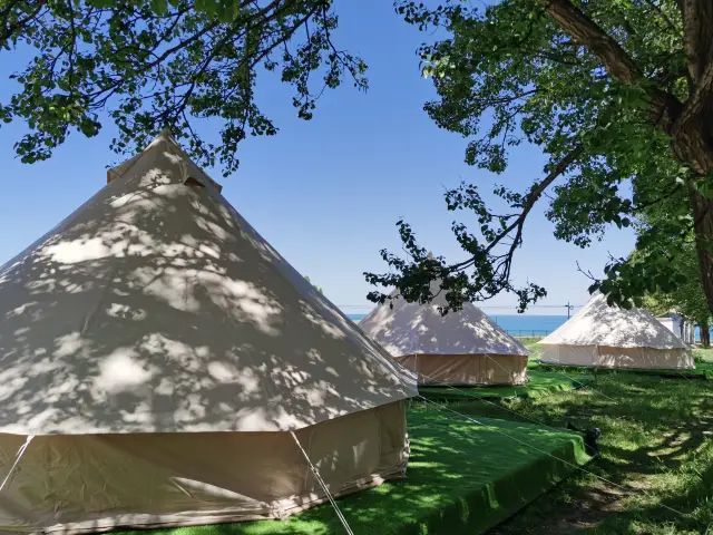 Camping in Qinghaihu