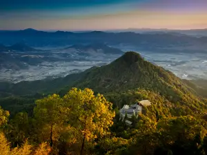 운봉산(윈펑산)