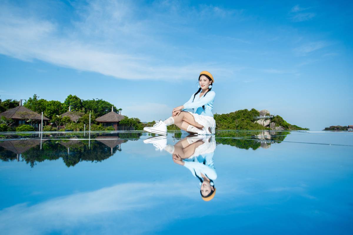 8. Experience the Serenity of Yalong Bay