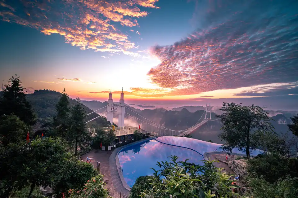 2_Aizhai Wonders Tourist Area