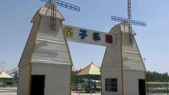 大漠湖楊生態景區