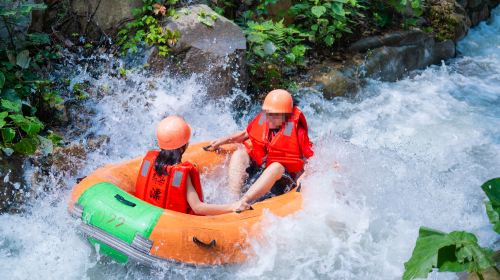 Qingyuan Bijiashan Canyon Drifting