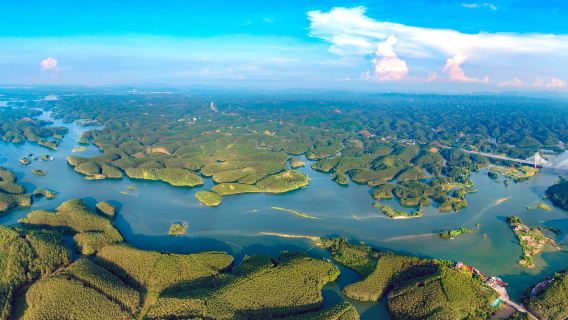 Pinglu Canal Sightseeing Tour