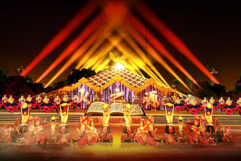 Yi Song and Dance Performances in Chuxiong