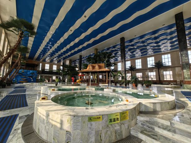 Tieli Taoshan Jade Hot Spring