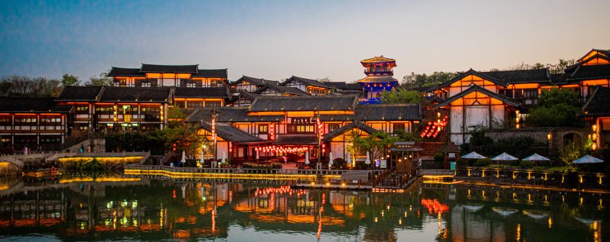Oriental Saltlake Resort