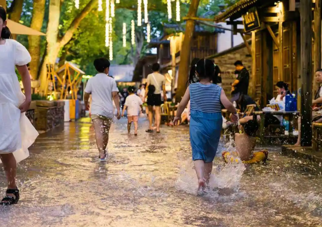 Hotels near Puyuan Water Street